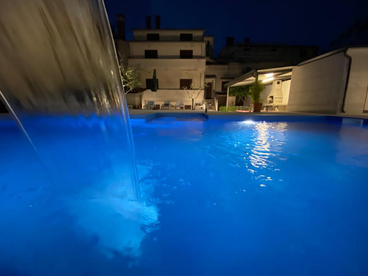 Villa House Pula 2080 Exterior foto