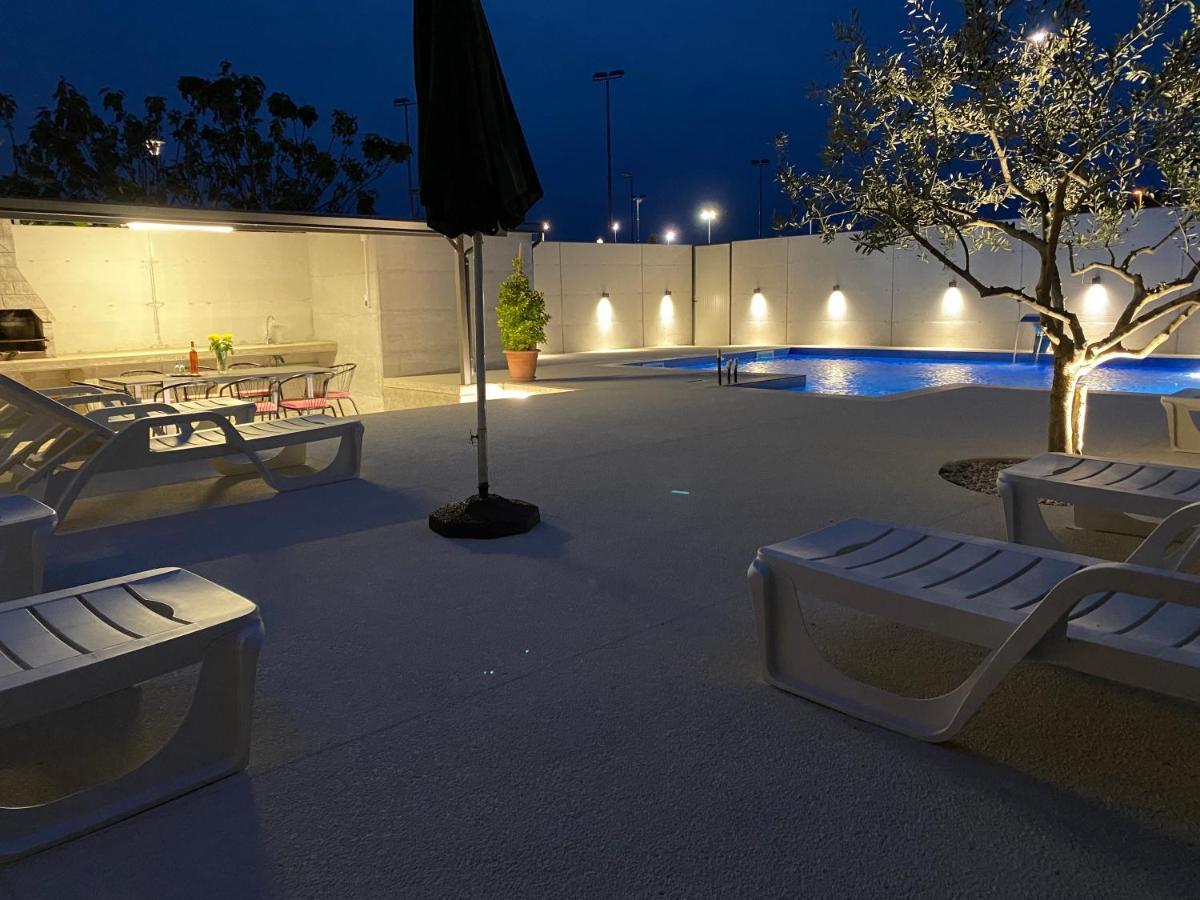 Villa House Pula 2080 Exterior foto